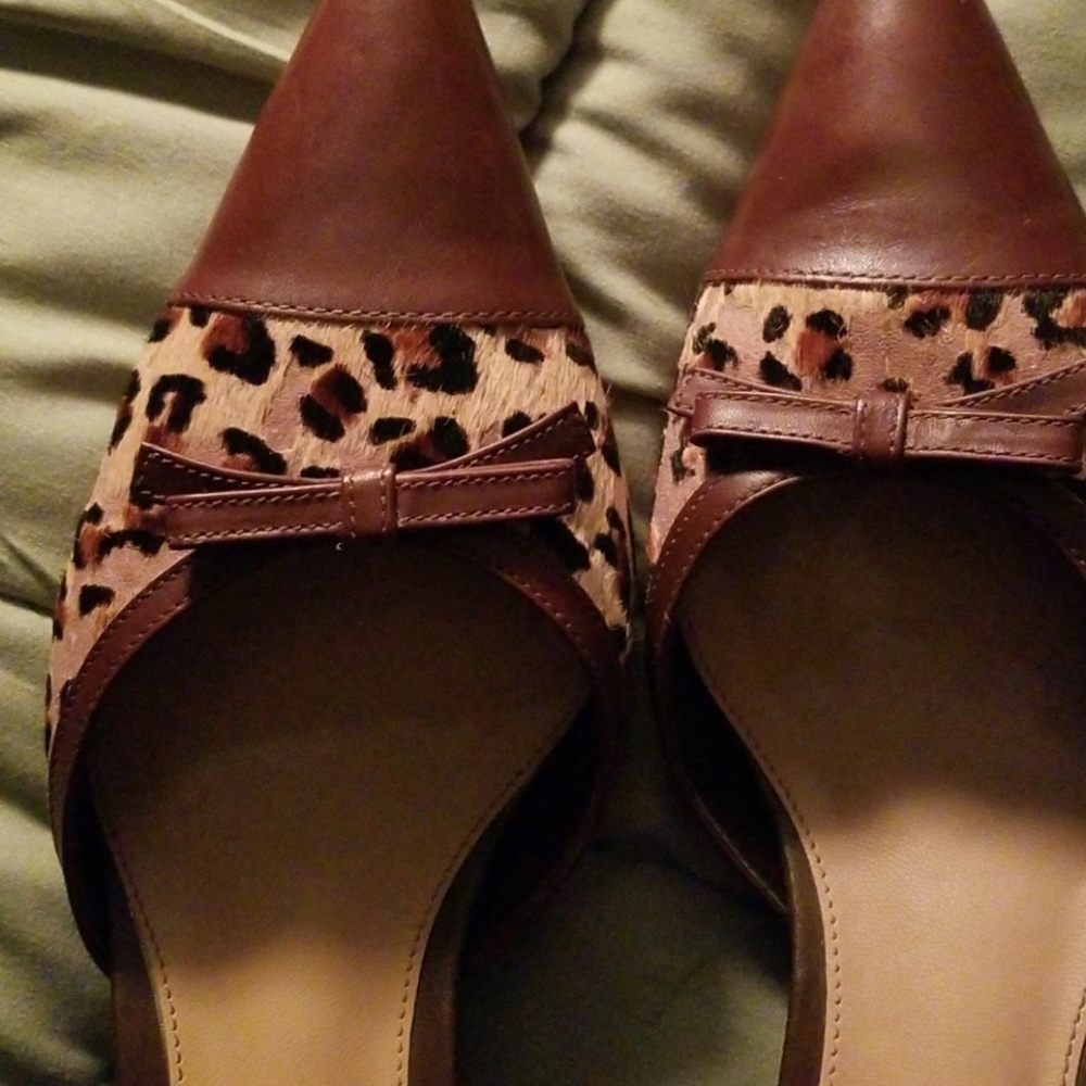 Leopard print mules